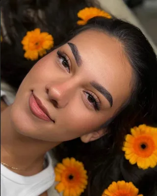 Sourcils — Andra
